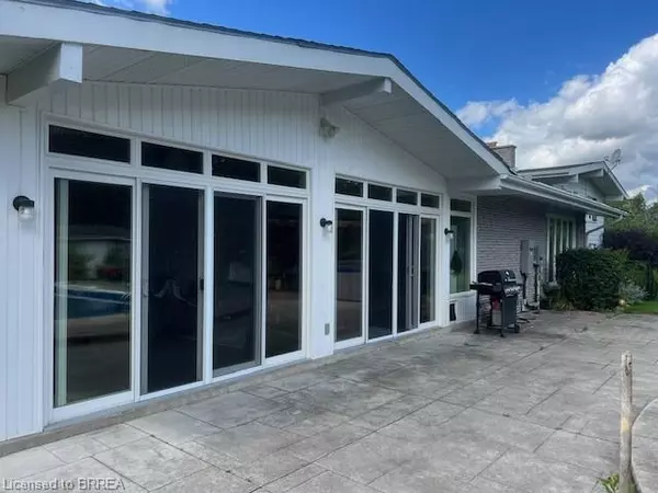 Townsend, ON N0E 1Y0,971 Concession 8 Road