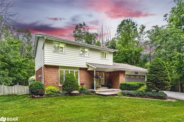 102 Tudhope Boulevard, Oro-medonte, ON L0L 1T0