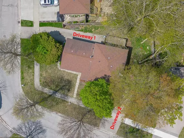 113 Martinglen Crescent, Kitchener, ON N2E 2A3