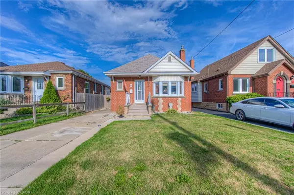 Hamilton, ON L8K 2X9,14 Barons Avenue S