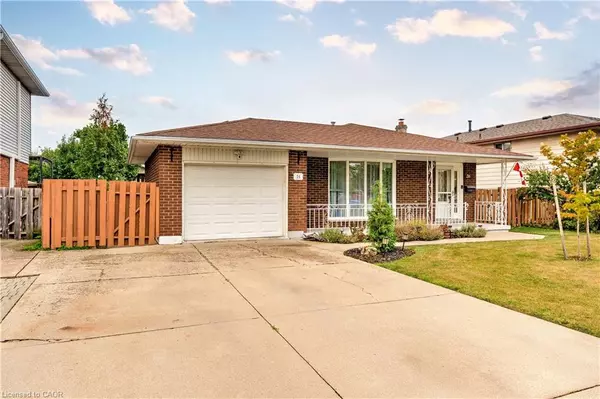 Stoney Creek, ON L8E 3S7,26 Madoc Street