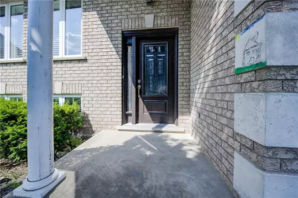 Cambridge, ON N1T 1R7,258 Saginaw Parkway