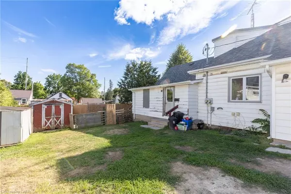 Delhi, ON N4B 1L5,48 Sovereen Street