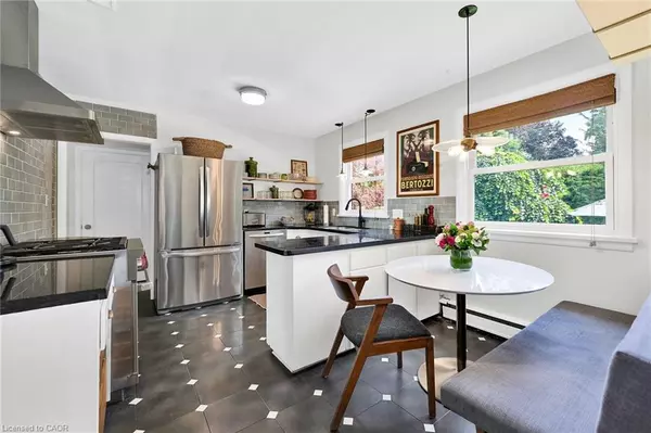 Burlington, ON L7T 3V8,655 Gayne Boulevard