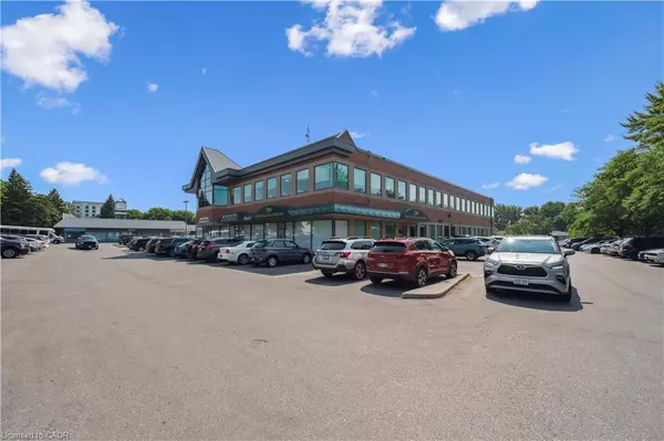 Kitchener, ON N2M 5N4,751 Victoria Street S #202