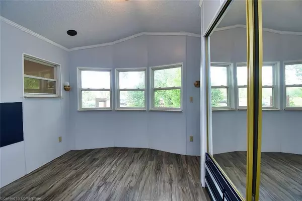 Freelton, ON L0R 1K0,124 Otto Lane