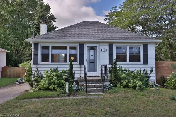 1088 Cherriebell Road, Mississauga, ON L5E 2R3
