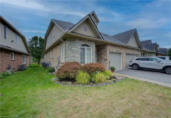 Kitchener, ON N2P 2M9,350 Doon Valley Drive #11D