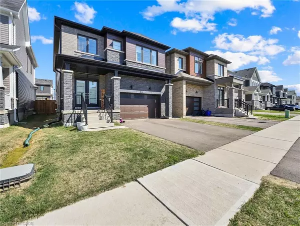 Caledonia, ON N3W 0E7,66 Lillian Way