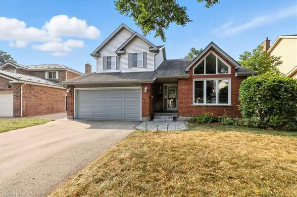 36 Notchwood Court, Kitchener, ON N2A 3L6