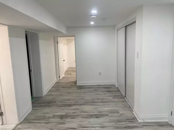 Hamilton, ON L9C 4N1,17 Fisher Crescent