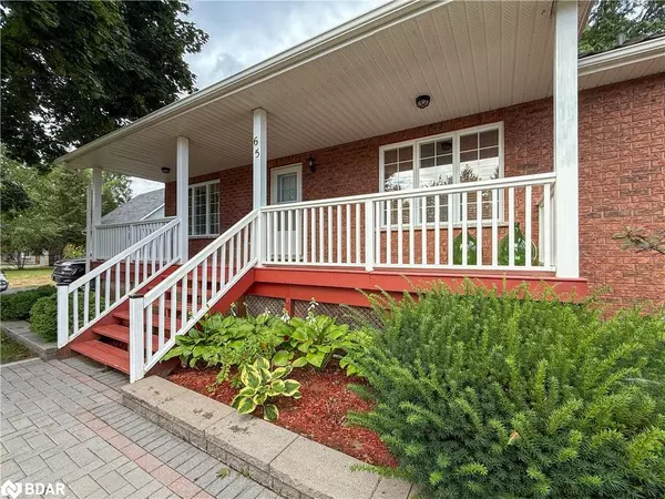Angus, ON L0M 1B0,65 Vernon Street