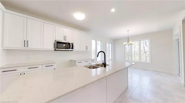 London, ON N5X 3X4,108 Christopher Court