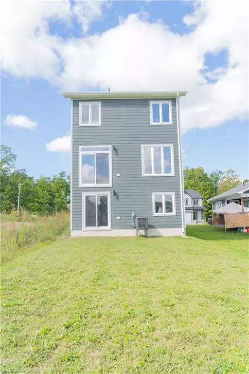 London, ON N5X 3X4,62 Julie Crescent