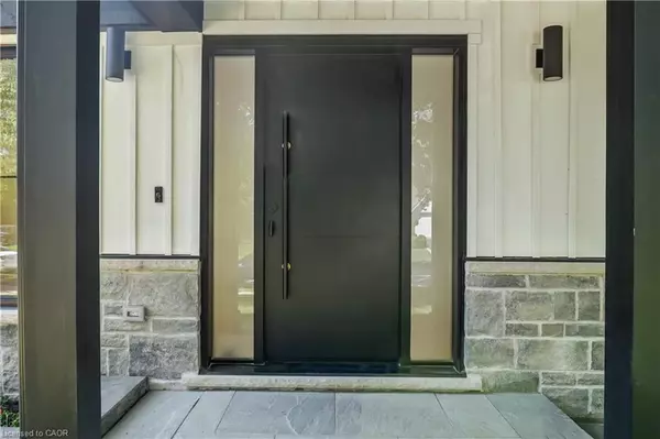 Oakville, ON L6J 5H9,319 Beechfield Road