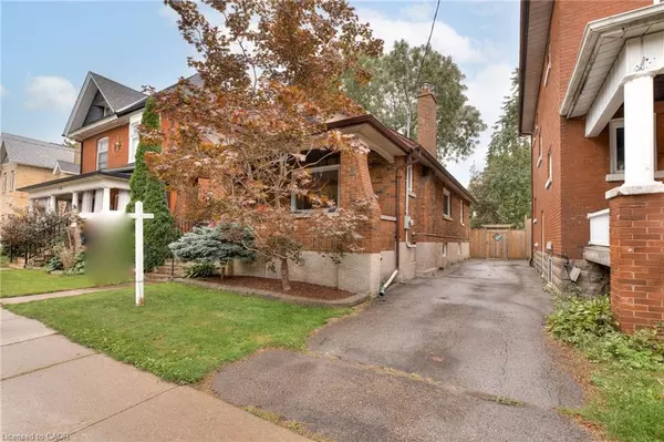 St. Thomas, ON N5P 1K3,30 Scott Street