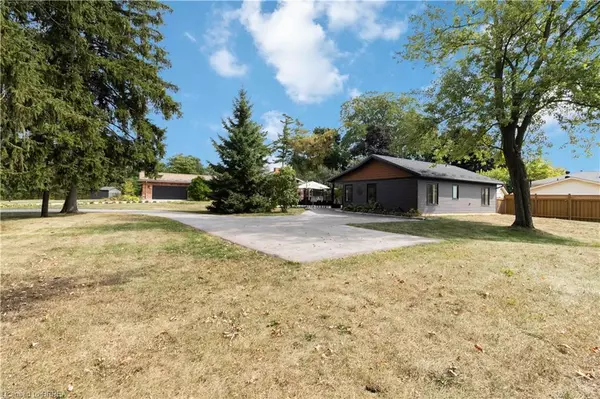 Brantford, ON N3R 1J4,232 Paris Road E