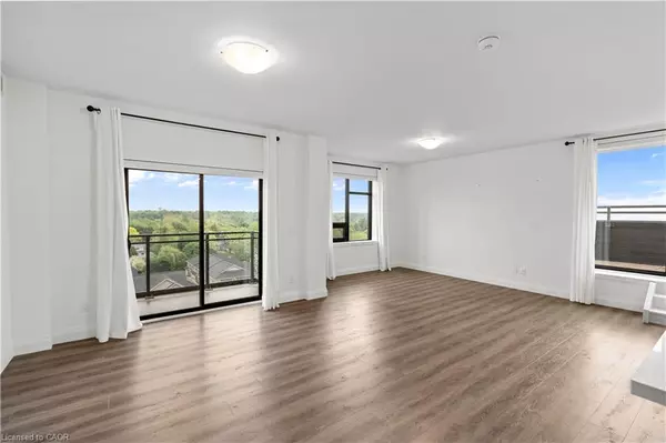 Waterdown, ON L8B 1V8,30 Hamilton Street S #703