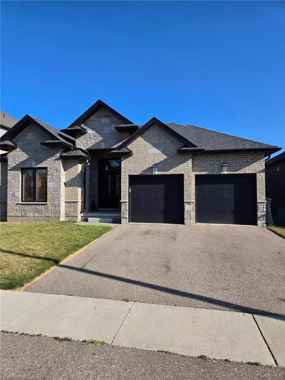 100 Theodore Schuler Boulevard #B, New Hamburg, ON N3A 0B9