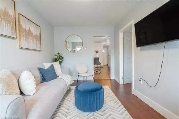 Hamilton, ON L8H 6K9,787 Knox Avenue