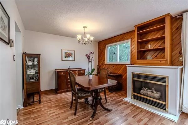 Bradford, ON L3Z 1V8,403 Maplegrove Avenue
