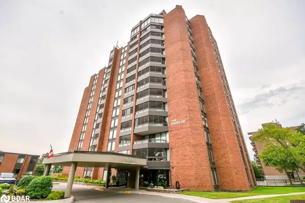 Barrie, ON L4M 5L6,181 Collier Street #307