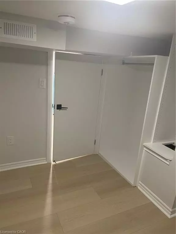 Hamilton, ON L9A 1S2,133 Fennell Avenue E #LOWER