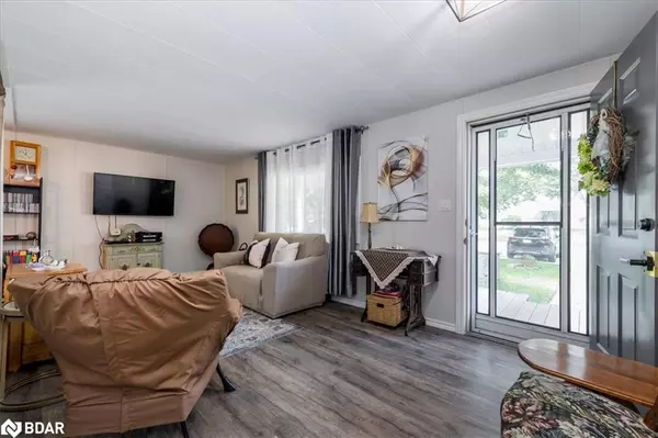 Innisfil, ON L9S 1R4,7 Flora Court