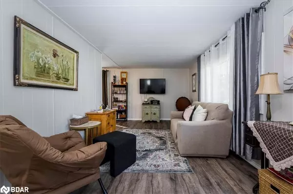 Innisfil, ON L9S 1R4,7 Flora Court