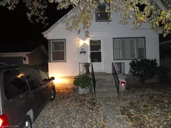 21 West Street, Dundas, ON L9H 1J4