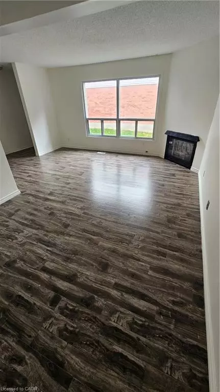 London, ON N5V 4A1,595 Third Street #51