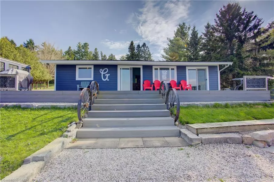 137 Road 100, Conestogo Lake, ON N0G 1P0