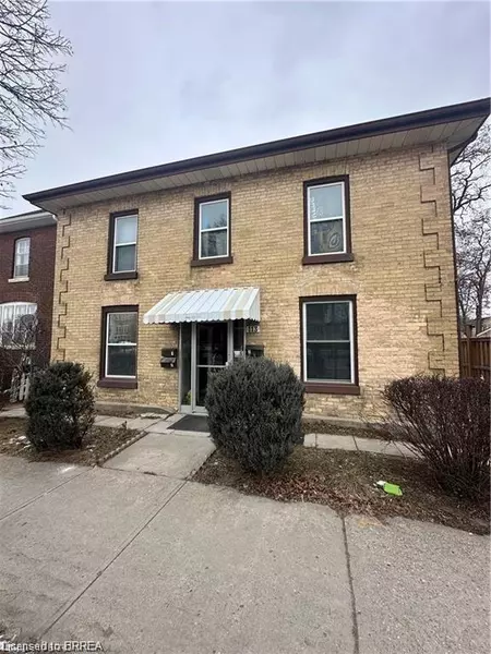 113 Brant Avenue #3, Brantford, ON N3T 3H4