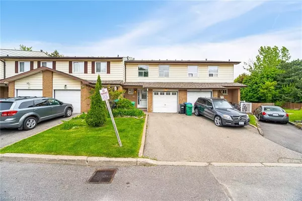 Mississauga, ON L4T 3M3,3525 Brandon Gate Drive #65