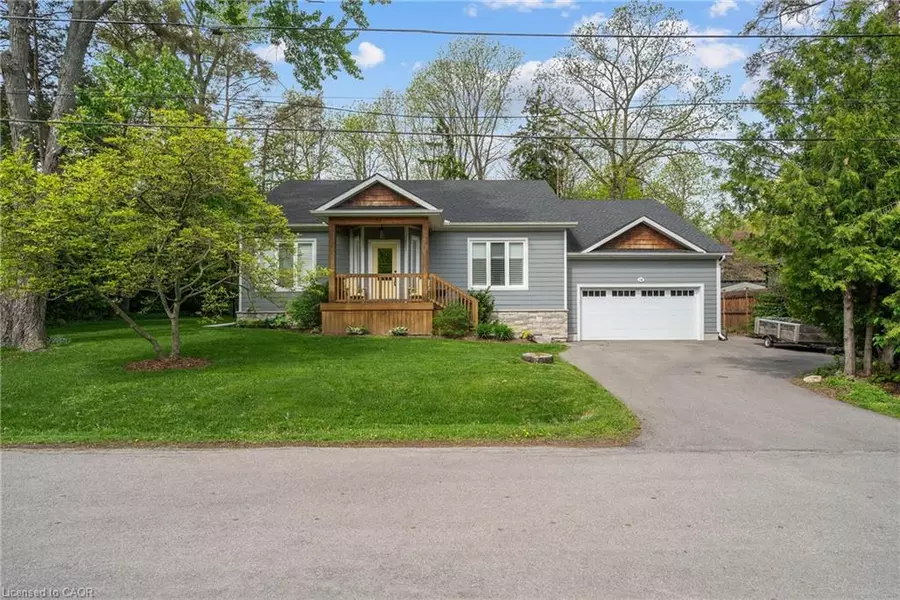 14 Sullivan's Lane, Dundas, ON L9H 5N7