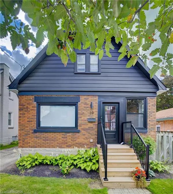 Waterloo, ON N2L 2C8,19 Dunbar Road N