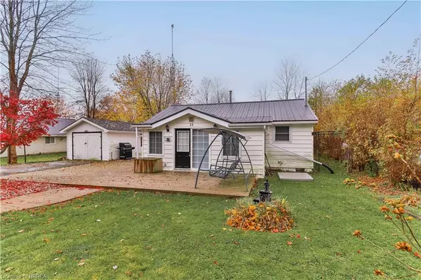 15 Barbara Drive, Nanticoke, ON N0A 1L0