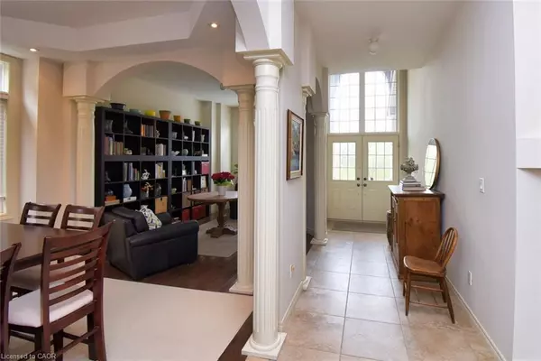 Ancaster, ON L9G 5A7,321 Braithwaite Avenue