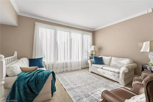 Waterdown, ON L8B 0B7,23 Vance Crescent