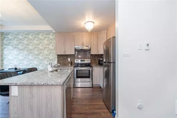 Paris, ON N3L 0K7,2 Willow Street #46