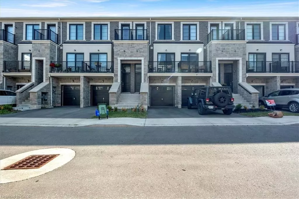 Waterdown, ON L8B 1X6,383 Dundas Street E #26