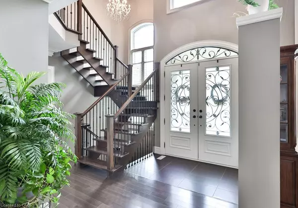 Burlington, ON L7R 1B1,2229 Lakeshore Road