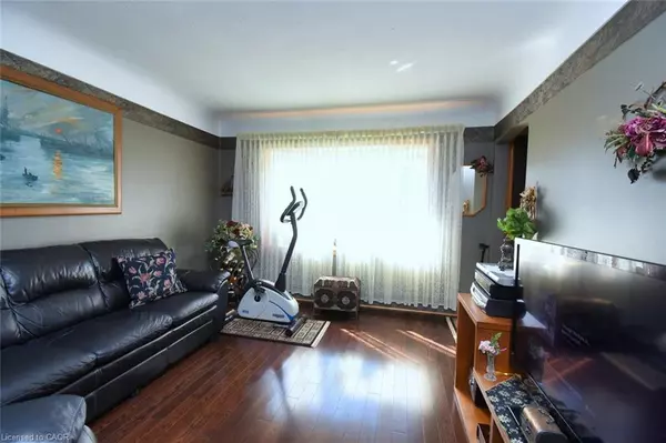 Hamilton, ON L8V 3P6,251 East 31st Street