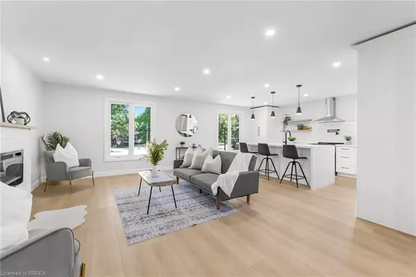 Brantford, ON N3R 6L8,9 Ventnor Court