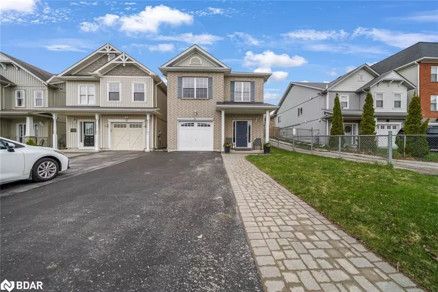 66 Pearl Drive, Orillia, ON L3V 0A6