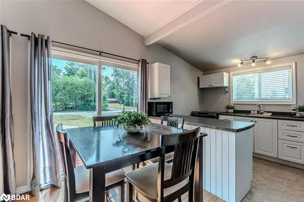 Severn, ON L0K 2B0,3304 Lake St George Blvd