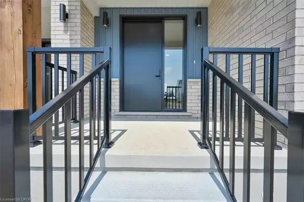 Mitchell, ON N0K 1N0,101 Clayton Street