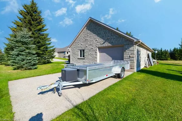 Bamberg, ON N0B 2T0,1825 Moser-Young Road