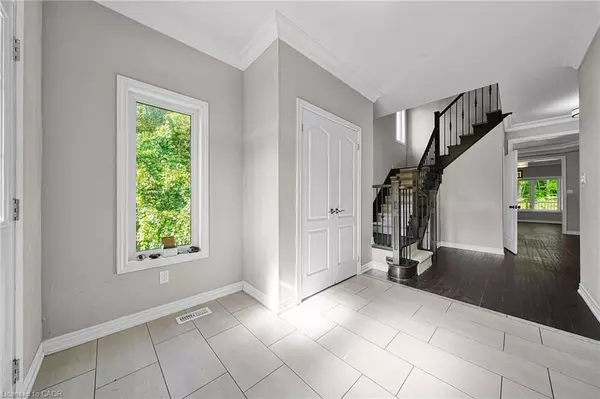 Georgina, ON L0E 1R0,21 Scotia Road