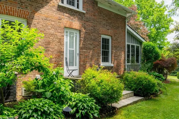 Waterford, ON N0E 1Y0,658 Culver Road